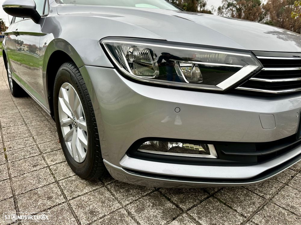 VW Passat Variant 1.6 TDI Confortline - 11