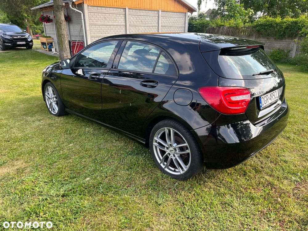Mercedes-Benz Klasa A 200 (BlueEFFICIENCY) - 2