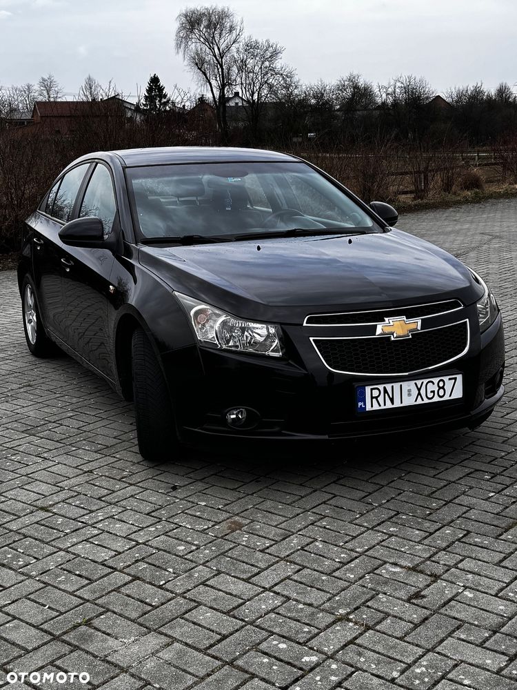 Chevrolet Cruze 1.6 LS - 2
