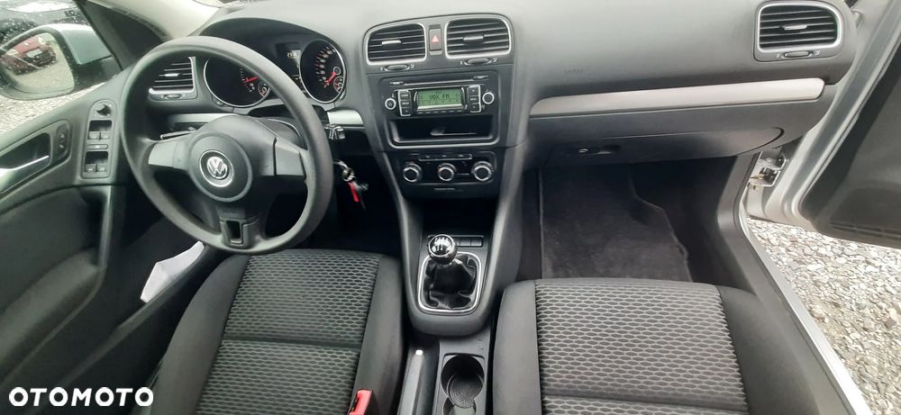 Volkswagen Golf - 29