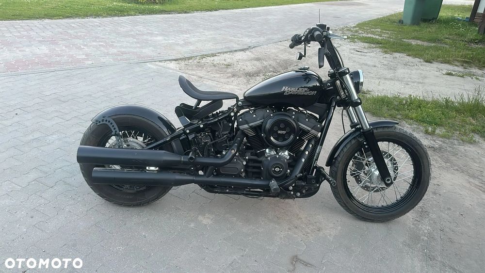 Harley-Davidson Softail Street Bob - 5