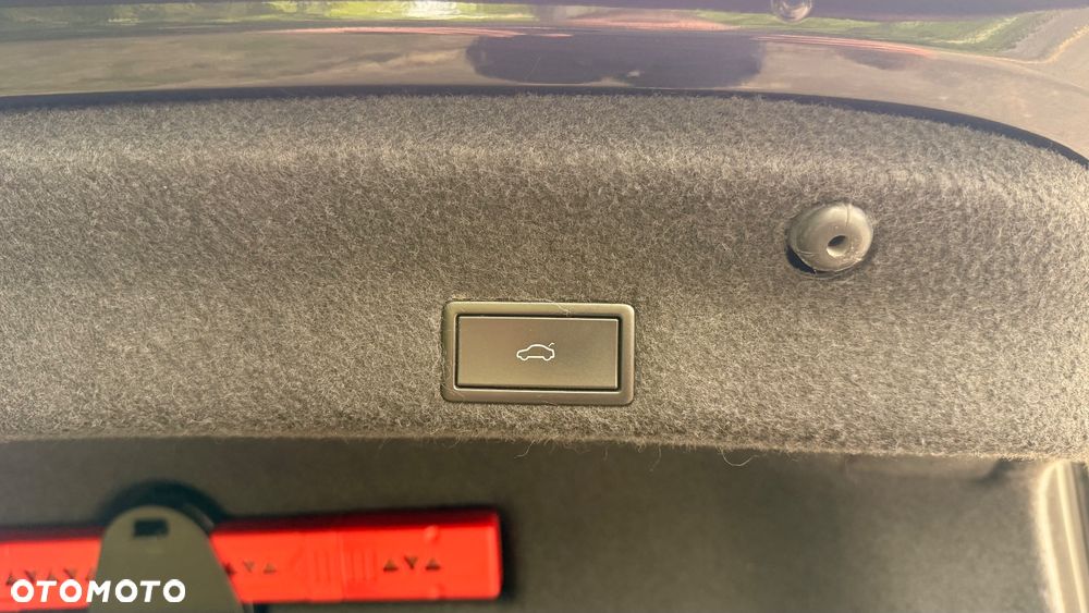 Volkswagen Passat - 17