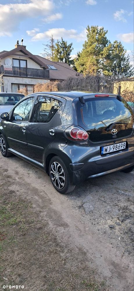 Toyota Aygo 1.0 VVT-i Sol EU5 - 2