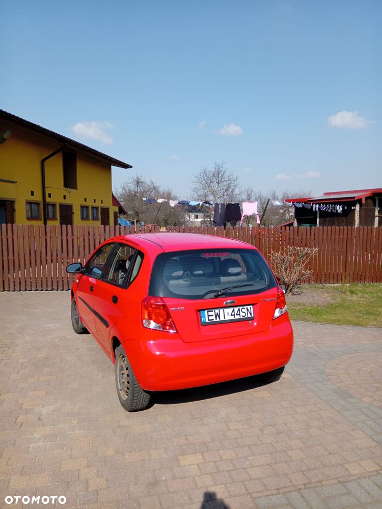 Chevrolet Aveo - 2