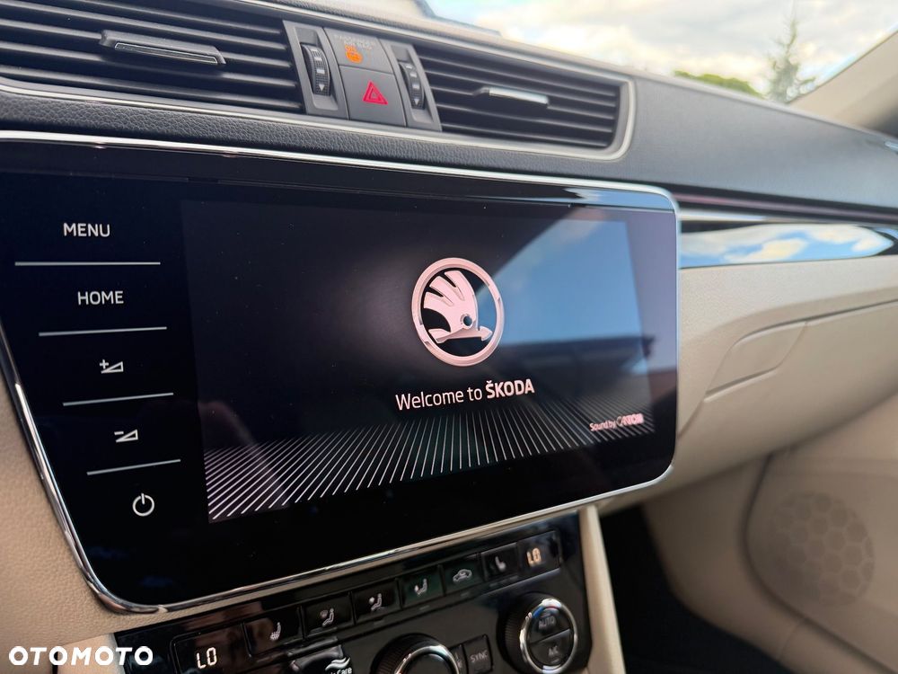 Skoda Superb 2.0 TDI DSG L&K - 31