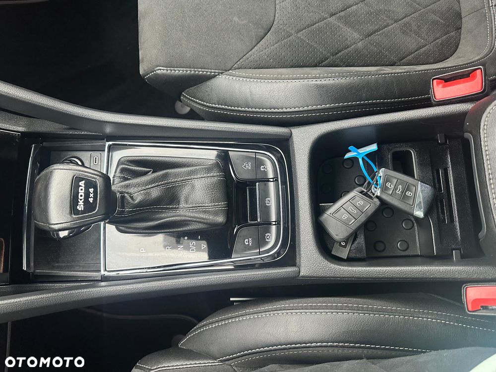 Skoda Kodiaq 2.0 TDI 4x4 Sportline DSG - 14