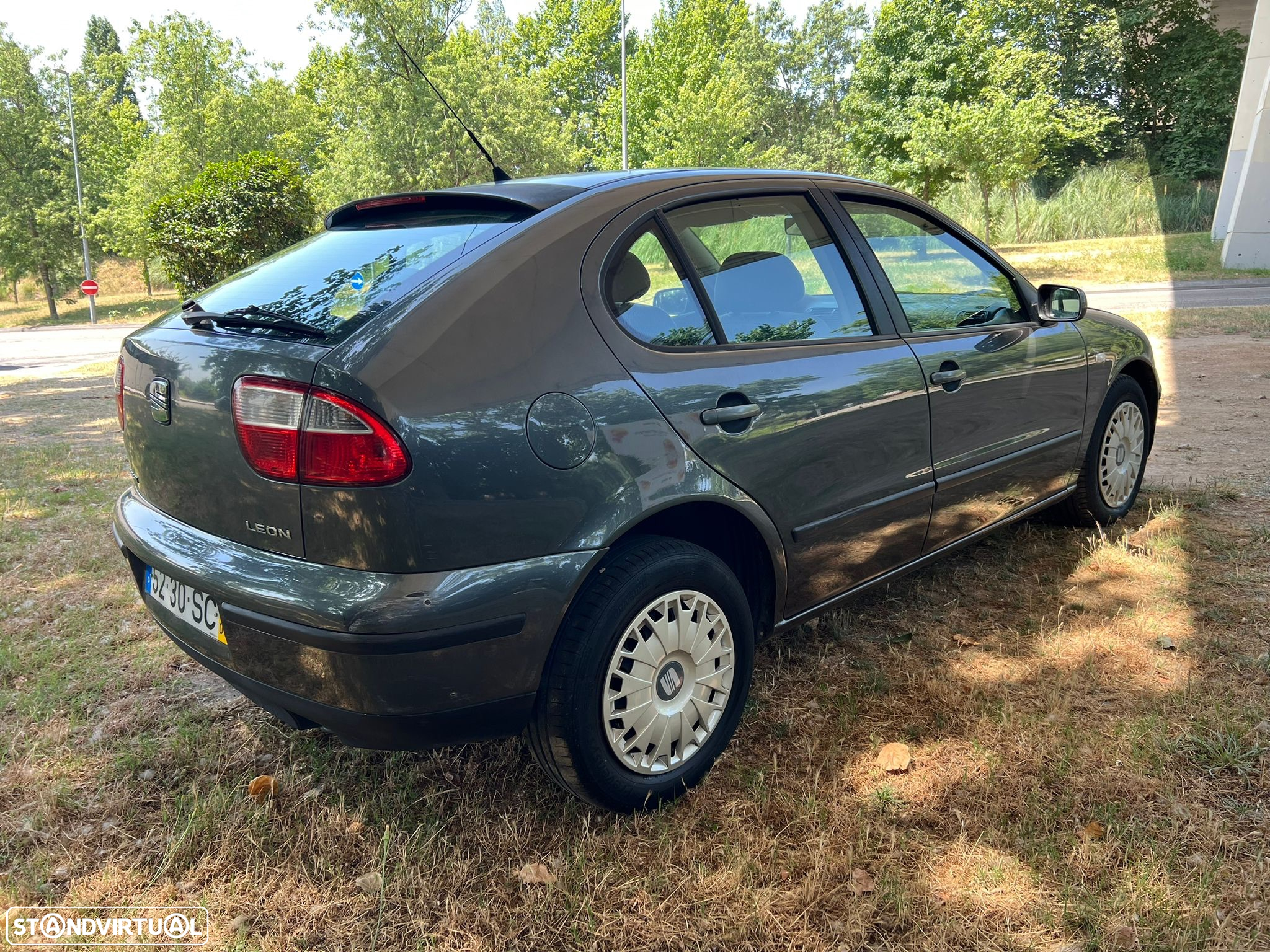 SEAT Leon 1.4 16V Confort - 2