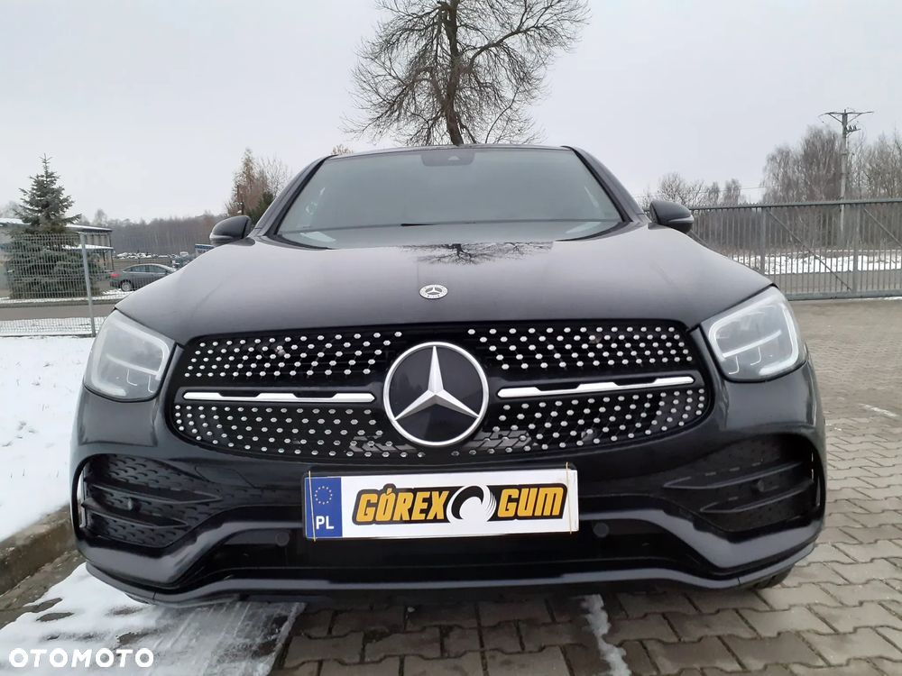 Mercedes-Benz GLC 220 d 4Matic 9G-TRONIC AMG Line - 11