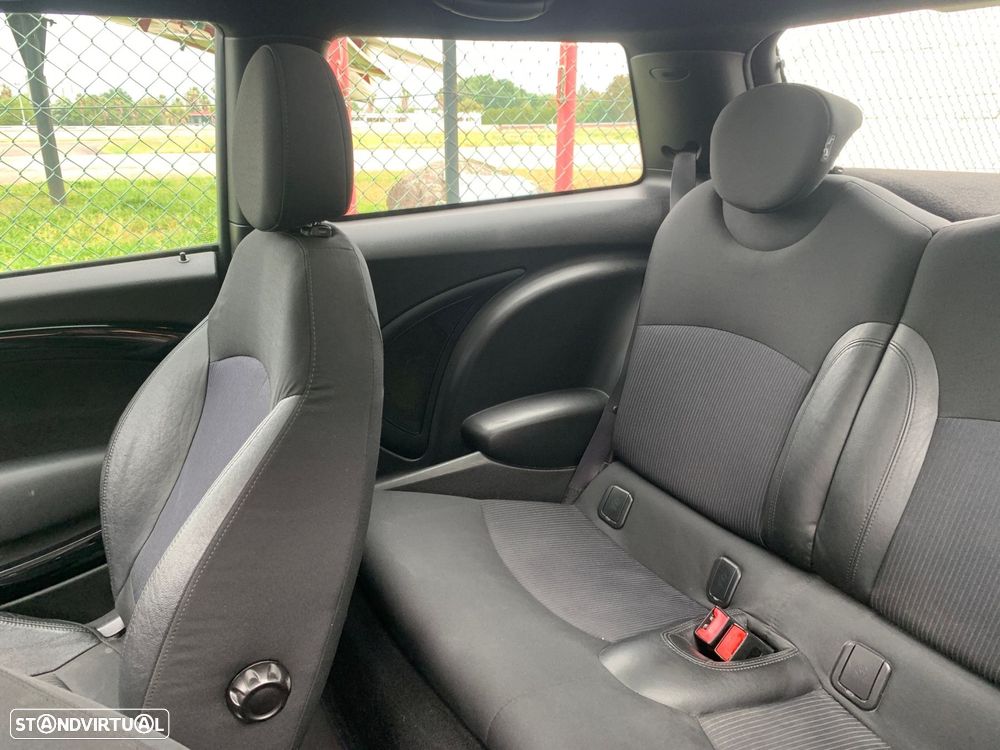 MINI 3 Portas Cooper S - 29