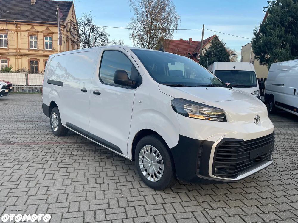 Toyota Proace - 10
