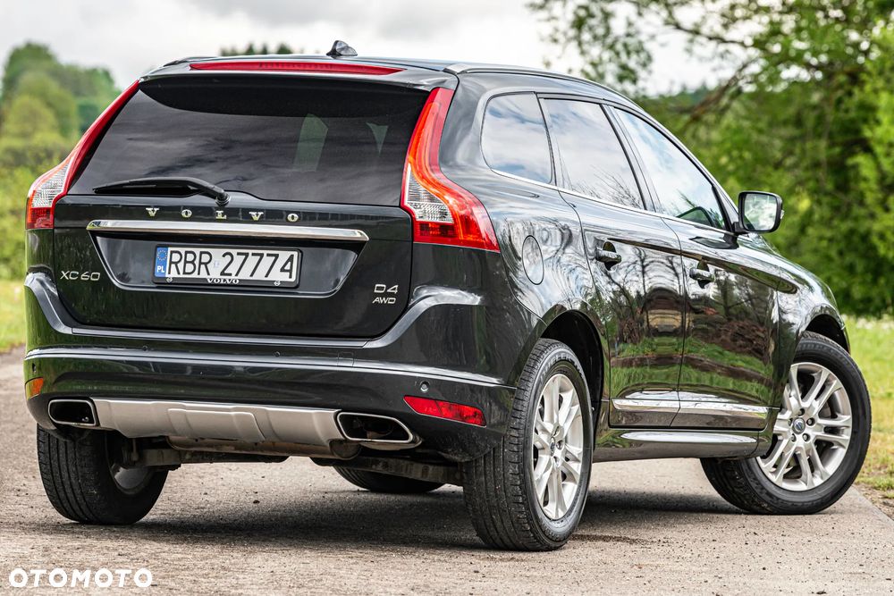 Volvo XC 60 D4 AWD Geartronic Summum - 8
