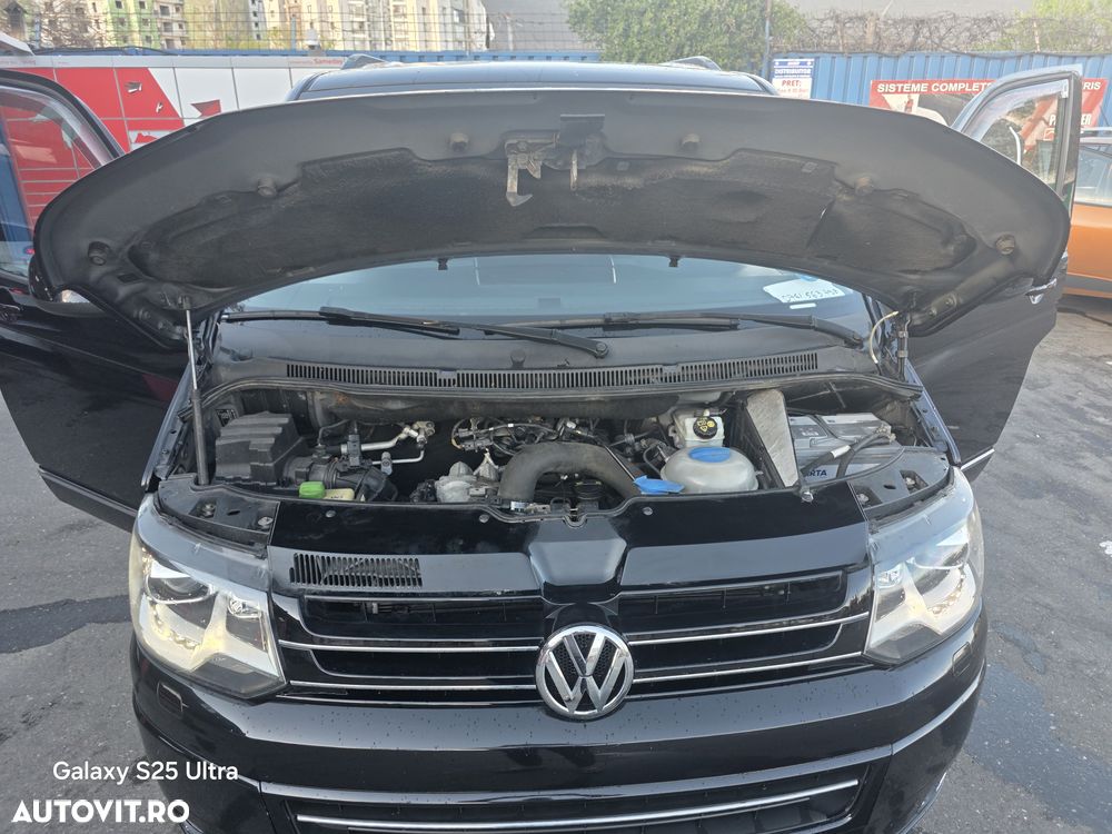 Volkswagen Multivan - 33