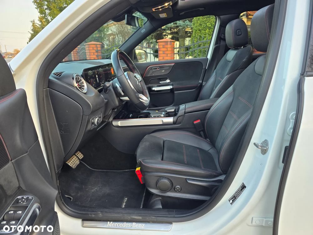 Mercedes-Benz GLB 200 d 4-Matic AMG Line 8G-DCT - 11