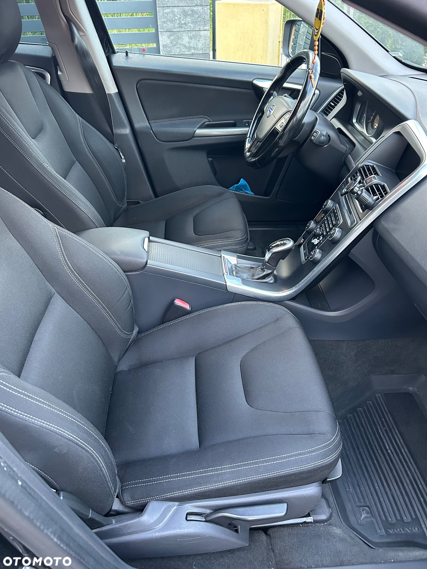 Volvo XC 60 D4 Drive-E Kinetic - 4
