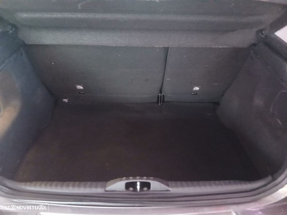 Citroën C3 1.2 PureTech C-Series - 19