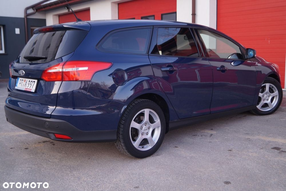 Ford Focus - 10