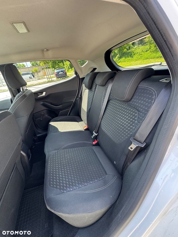 Ford Fiesta - 19