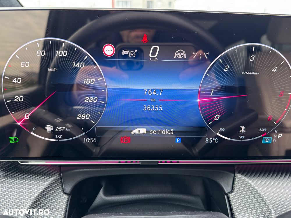 Mercedes-Benz V - 33