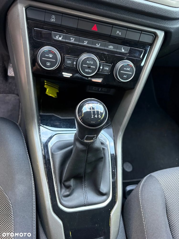 Volkswagen T-Roc 2021 photo 5