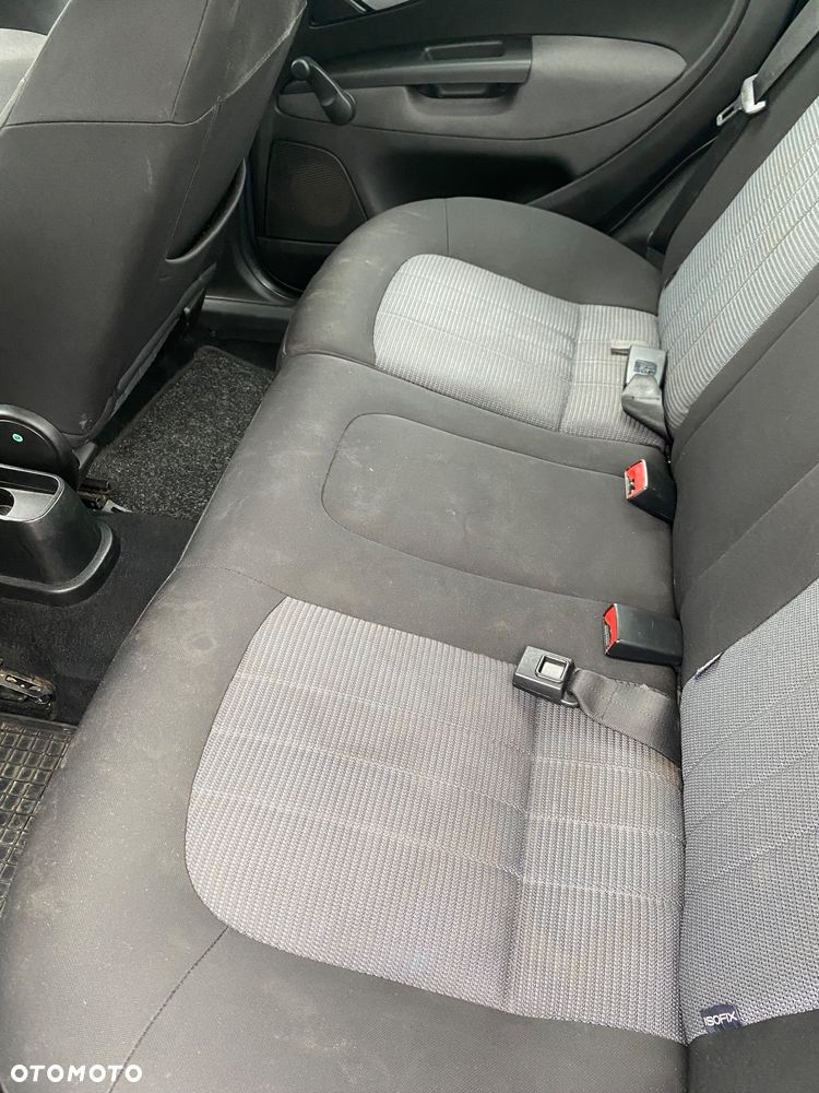 Fiat Linea 1.4 Dynamic - 10