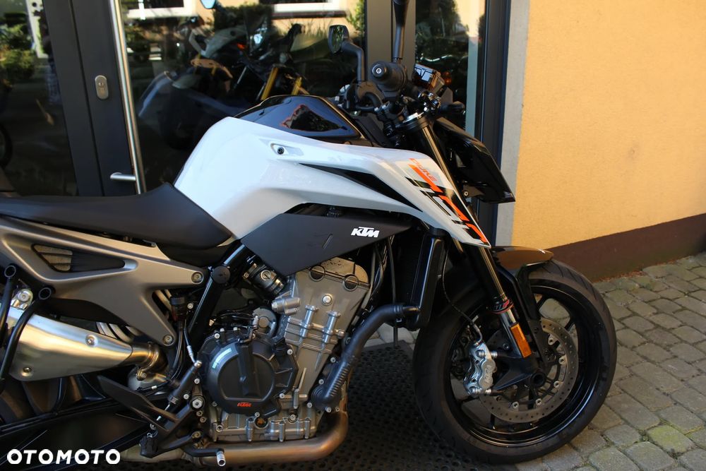 KTM Duke 790 - 11