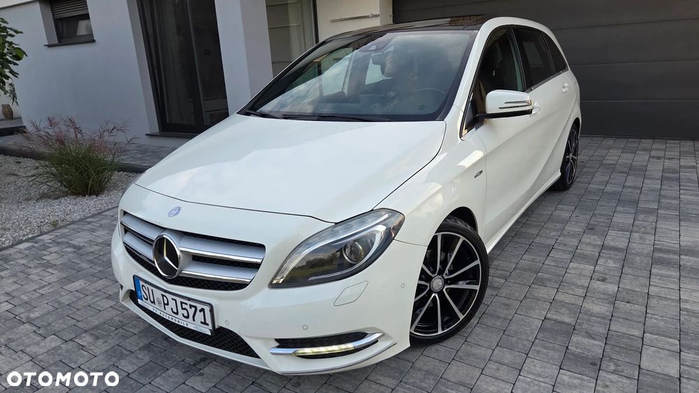 Mercedes-Benz Klasa B 200 (BlueEFFICIENCY) - 1
