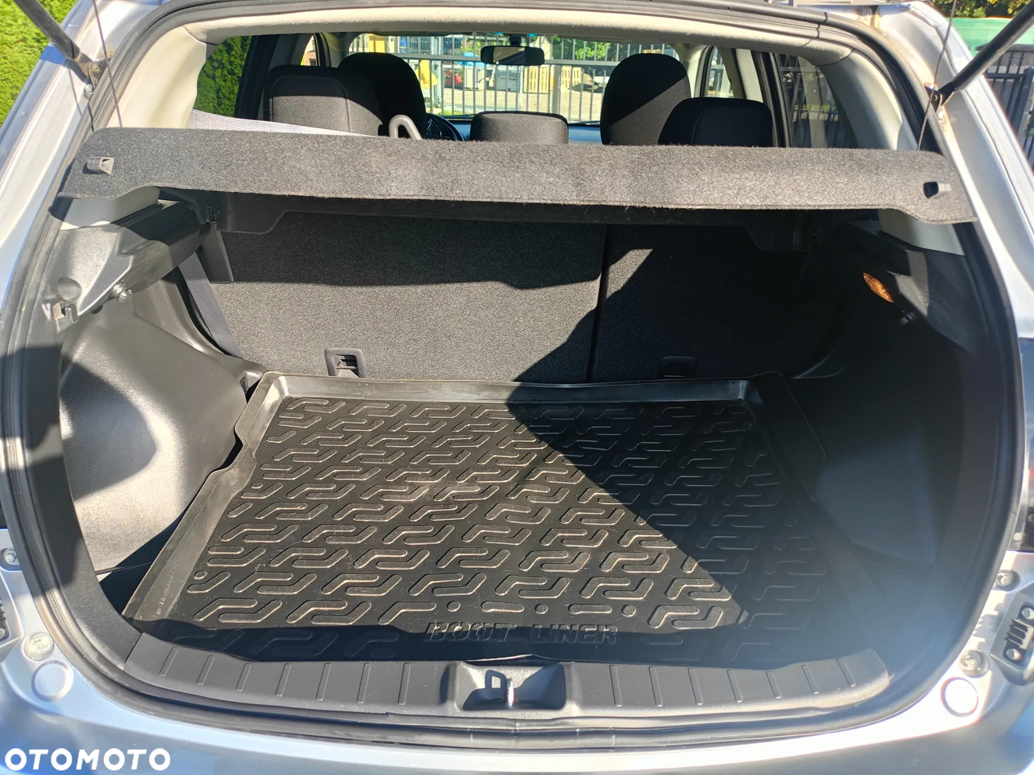 Mitsubishi Outlander - 6