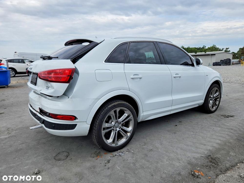 Audi Q3 2.0 TFSI Quattro S tronic sport - 3