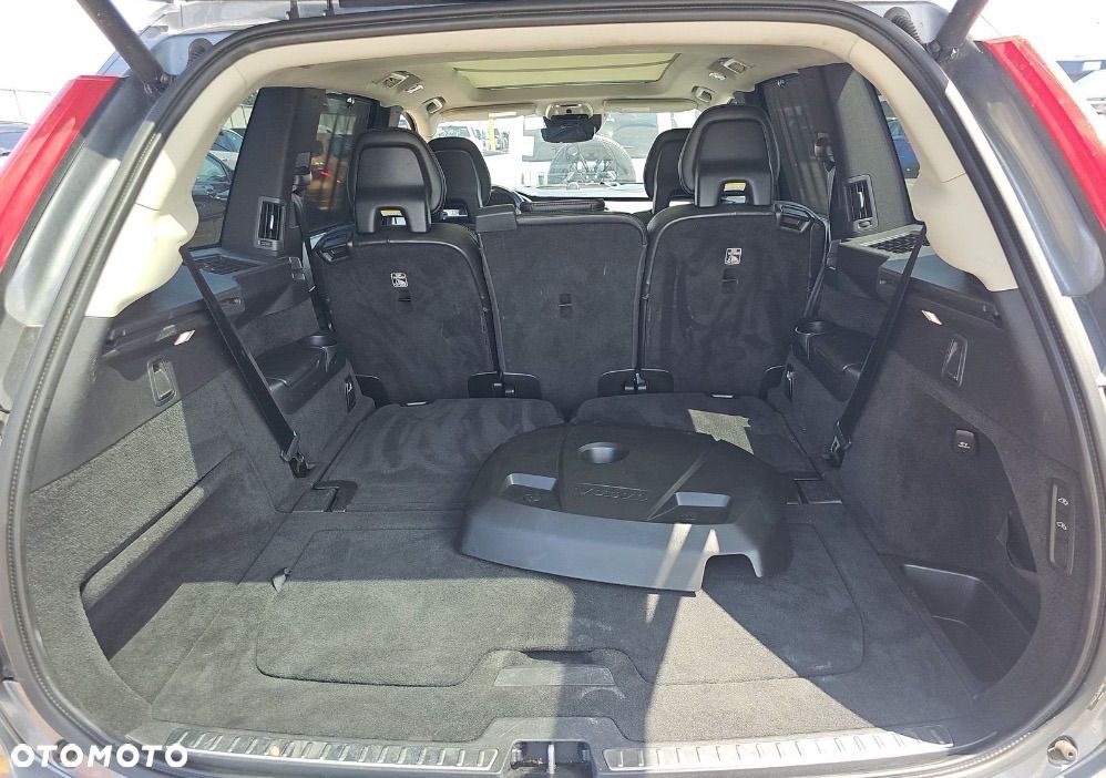 Volvo XC 90 T6 AWD Geartronic Inscription - 12