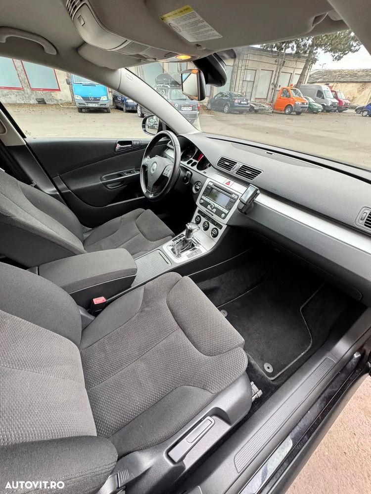 Volkswagen Passat Variant 2.0 TDI DSG Highline - 8