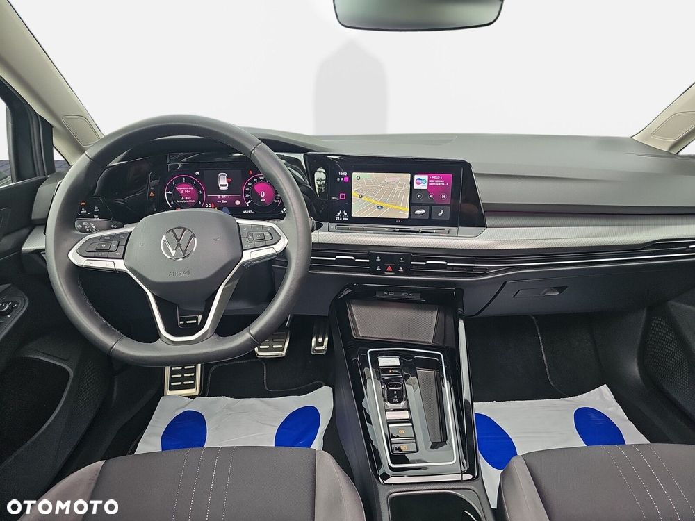 Volkswagen Golf - 18