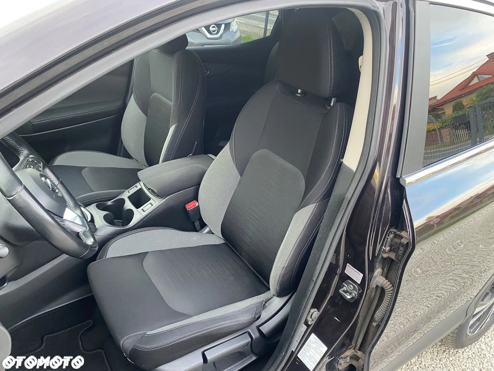 Nissan Qashqai 1.6 DIG-T N-Tec - 24