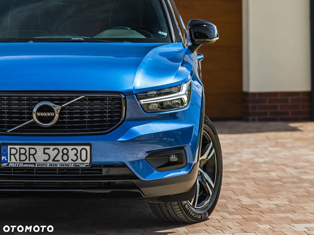 Volvo XC 40 D4 AWD R-Design - 28