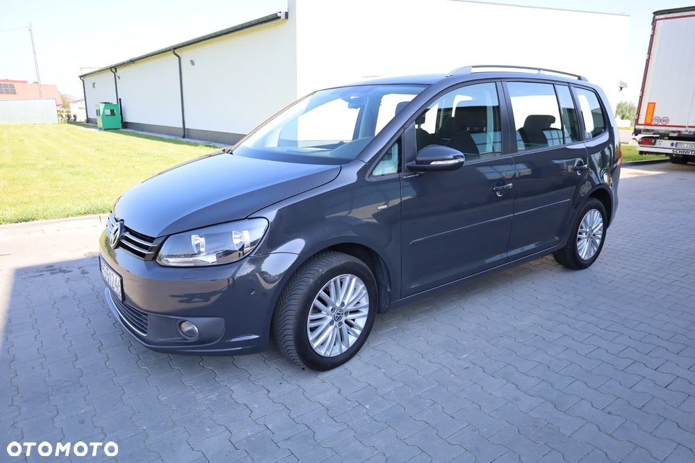 Volkswagen Touran - 23