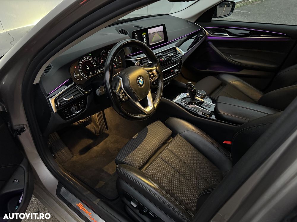 BMW Seria 5 530i Aut. Sport Line - 22