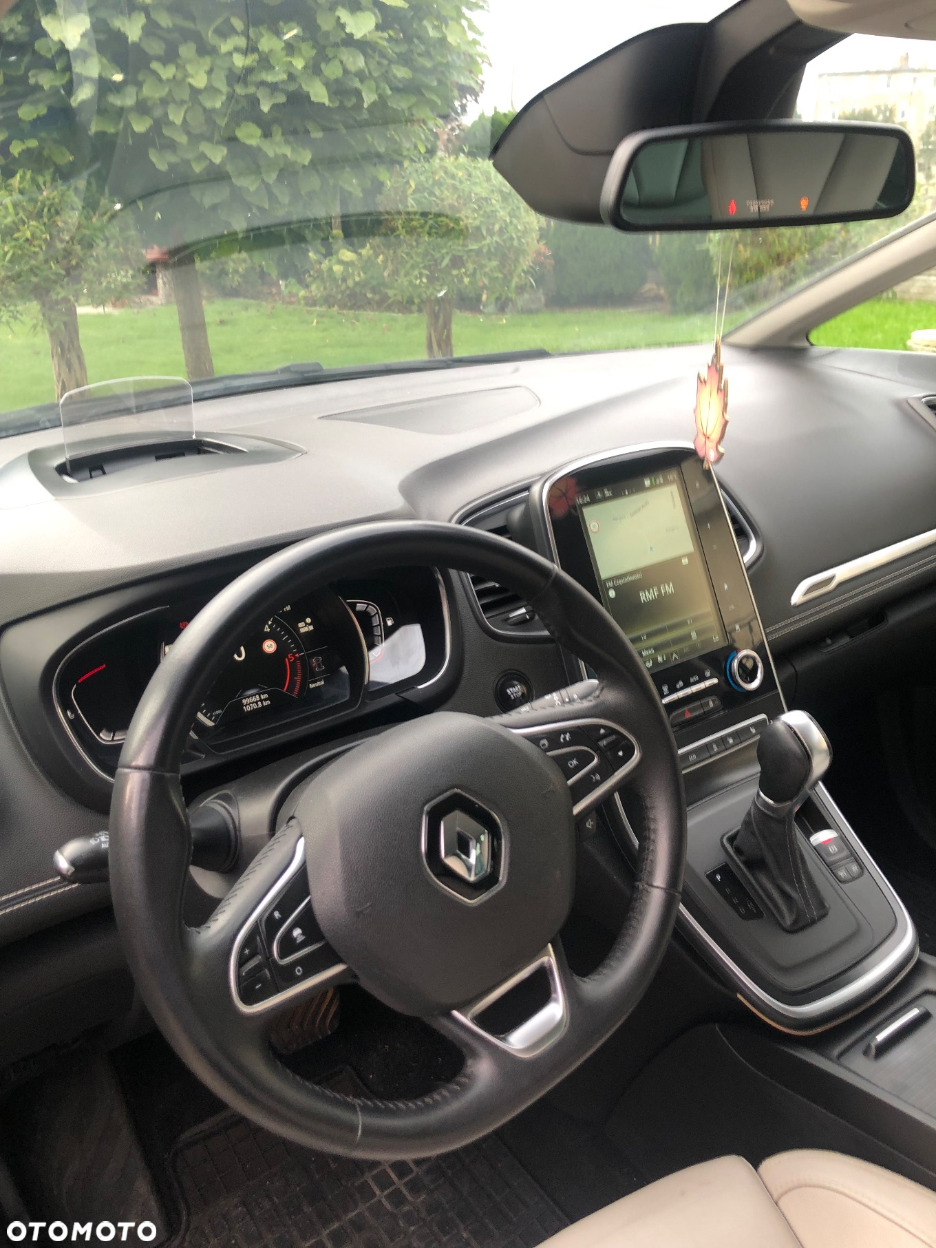 Renault Grand Scenic dCi 110 EDC Bose Edition - 23