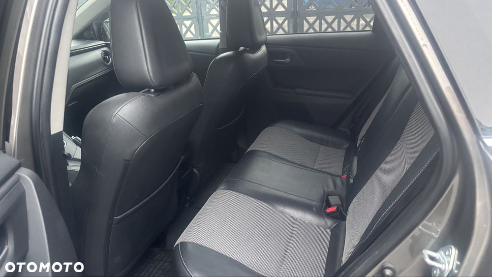 Toyota Auris - 6
