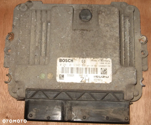 sterownik silnika ASTRA III H 1.7 CDTI  55556829