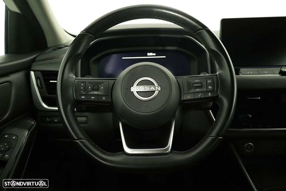 Nissan Qashqai 1.3 DIG-T N-Connecta Xtronic - 14