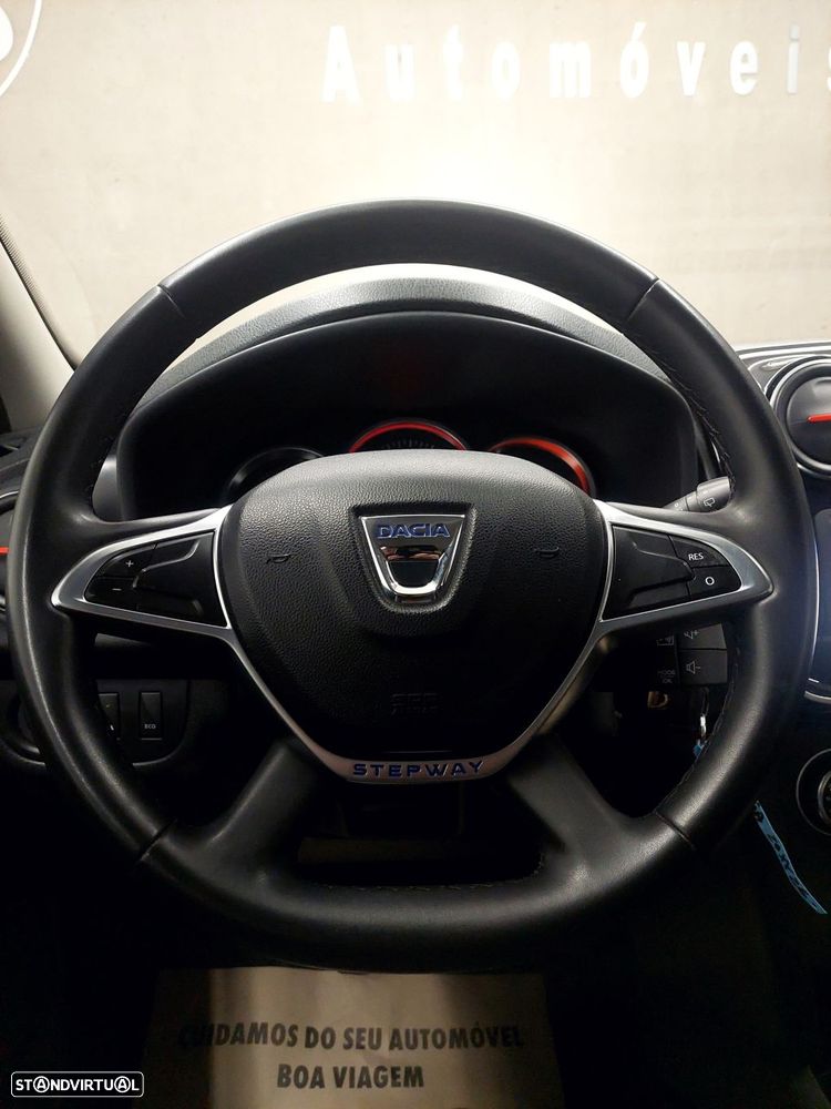 Dacia Sandero 0.9 TCe Stepway - 17