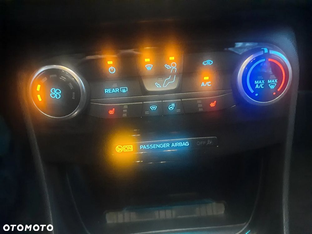 Ford Puma 1.0 EcoBoost TITANIUM - 10