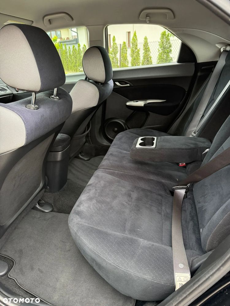 Honda Civic 1.8i-VTEC Sport - 27