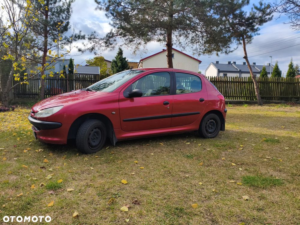 Peugeot 206 1.1 XR - 1