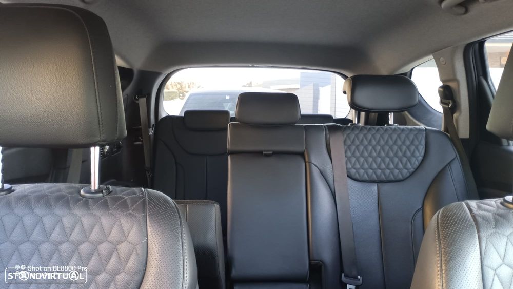 Hyundai Santa Fe - 10