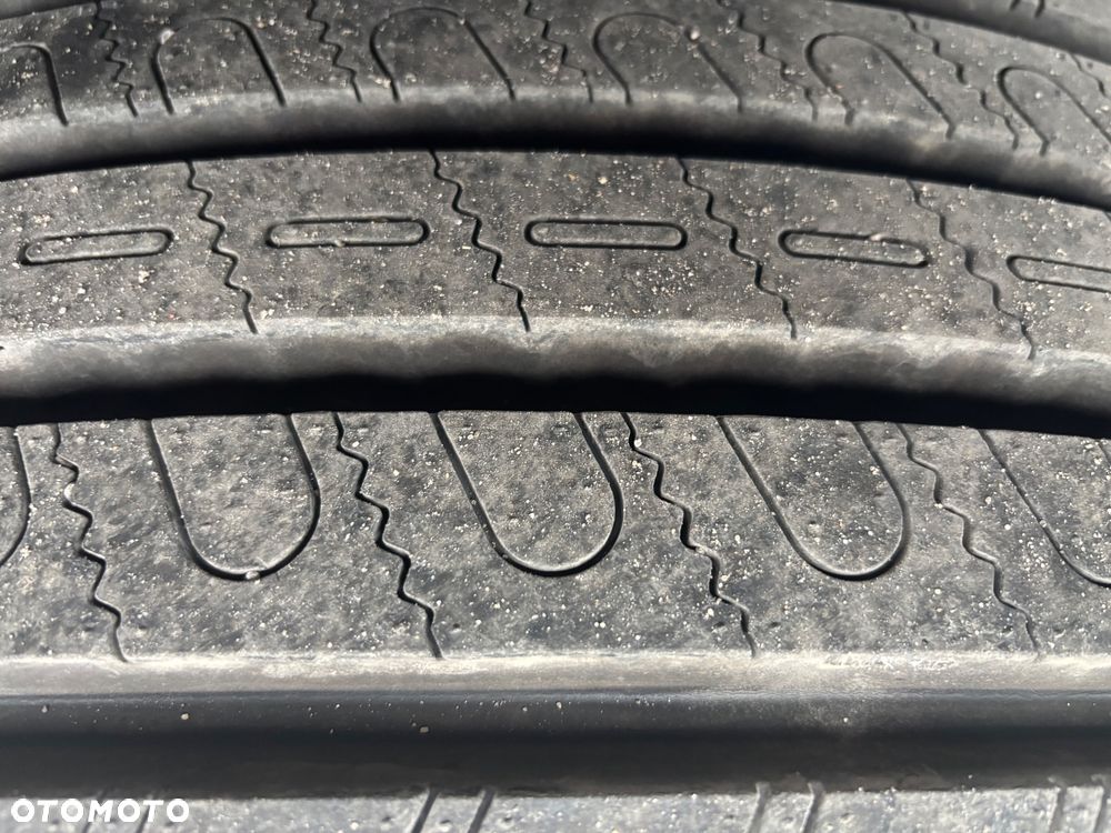 Mercedes-Benz Actros - 8