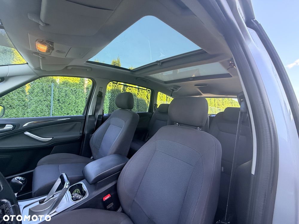 Ford S-Max 2.0 TDCi DPF Ambiente - 34