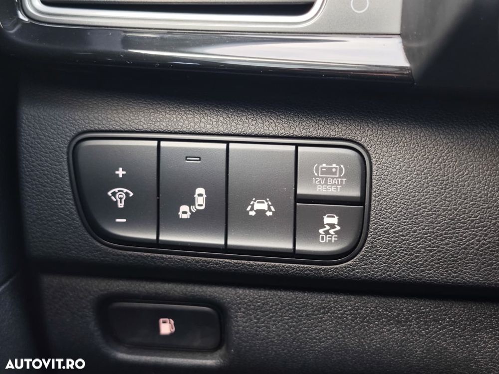 Kia Niro 1.6 GDI HEV 2WD OPF Aut. Spirit - 26