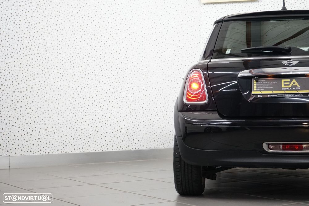 MINI 3 Portas One D - 6