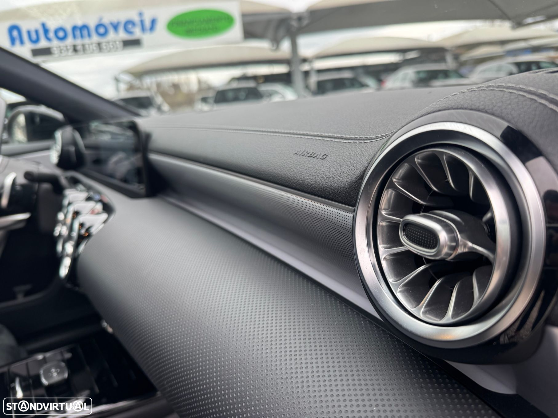 Mercedes-Benz A 250 e AMG Line - 18