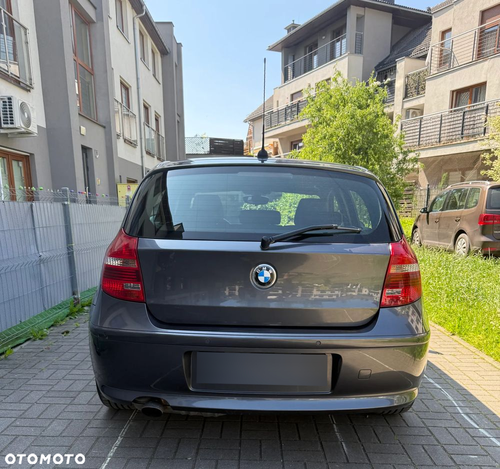 BMW Seria 1 - 10
